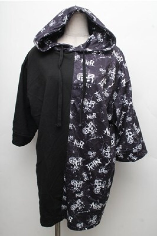 画像1: NieR Clothing / 転写パーカー  黒 S-26-04-06-042-PU-TO-AS-ZS (1)