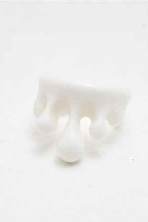 画像: Q-pot. / Milk Meltリング  白 S-26-04-06-006-QP-AC-HR-ZS