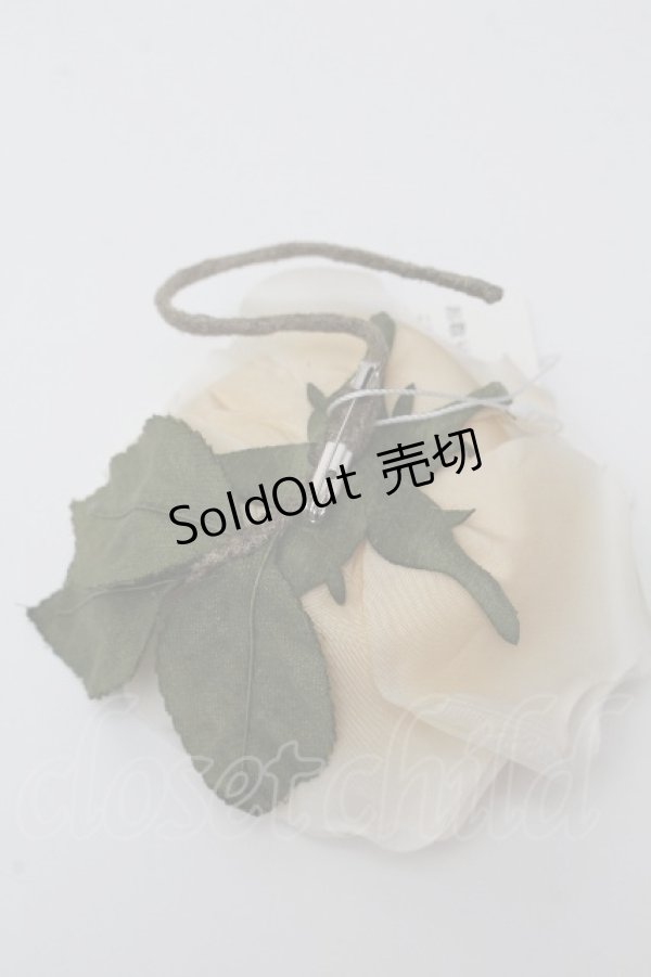 画像2: PINK HOUSE / ホワイトローズコサージュ  白 S-26-04-07-008-LO-ZA-HR-ZS (2)