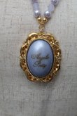 画像3: Angelic Pretty / カメオウィンドウネックレス  ラベンダー S-26-04-07-025-AP-AC-HR-ZS (3)