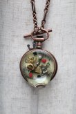 画像2: Q-pot. / アリス/メルティポケットウォッチネックレス  アンティークゴールド S-26-04-07-027-QP-AC-AS-ZS (2)
