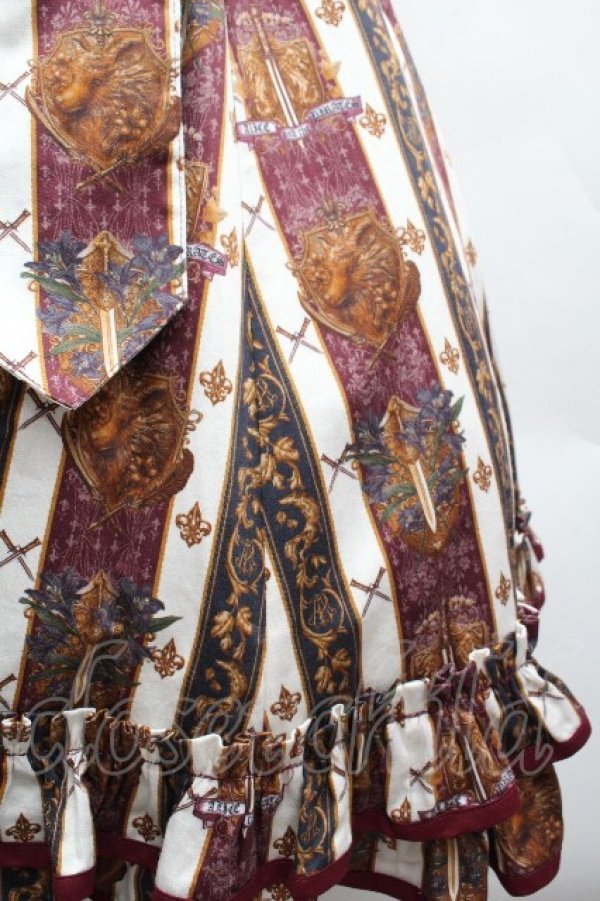 画像4: ALICE and the PIRATES / St.Lily Wolf〜狼騎士と百合の誓い〜柄ジャンパースカートI  ワイン S-26-04-09-035-PA-OP-AS-ZS (4)