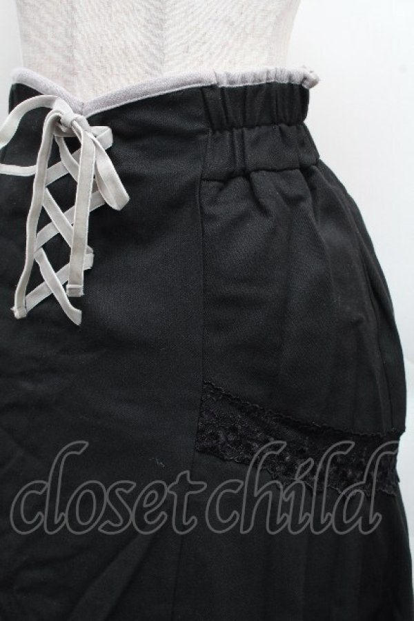 画像3: axes femme / フロント編上レース切替スカート  黒 S-26-04-09-055-AX-SK-AS-ZS (3)