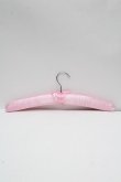 画像2: BABY,THE STARS SHINE BRIGHT / サテンハンガー  ピンク S-26-04-10-001-BA-ZA-HR-ZS (2)