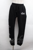 画像1: NieR Clothing / プリントスウェットパンツ  黒 S-26-04-10-060-PU-PA-HR-ZS (1)