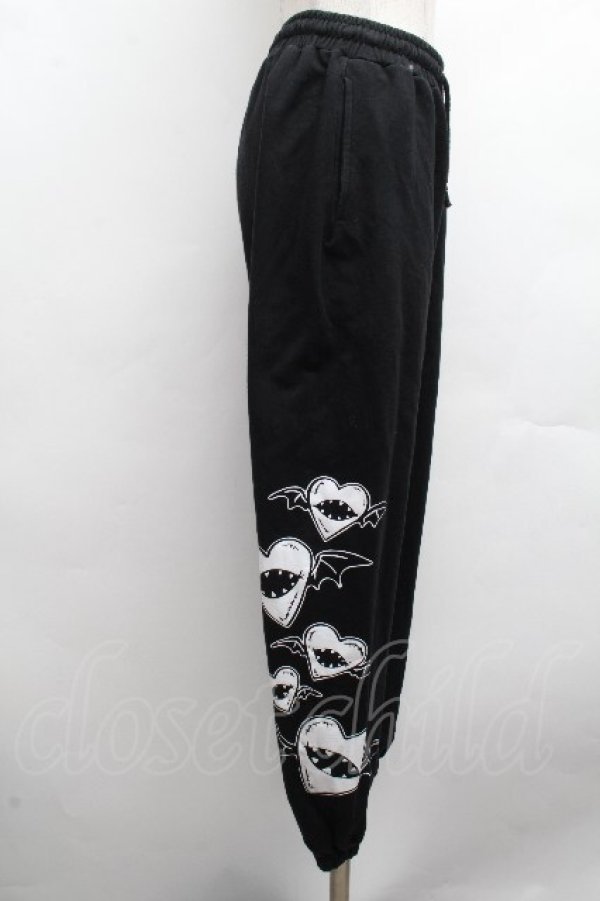 画像2: NieR Clothing / プリントスウェットパンツ  黒 S-26-04-10-060-PU-PA-HR-ZS (2)