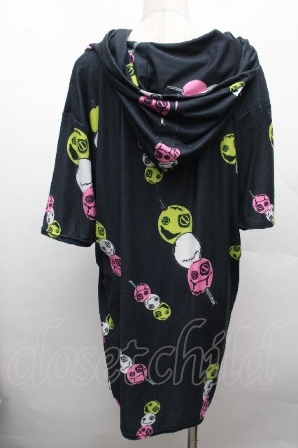 画像2: NieR Clothing / フードプリントプルオーバー  黒 S-26-04-10-021-PU-TO-HR-ZS (2)