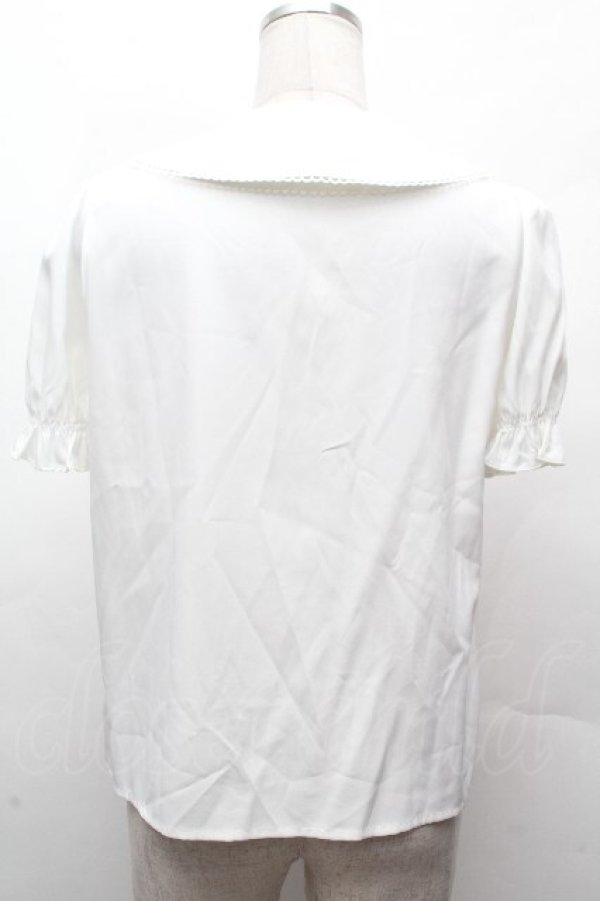 画像2: Ank Rouge / カメオリボンクラシカルブラウス  白 S-26-04-12-009-CA-BL-HR-ZS (2)