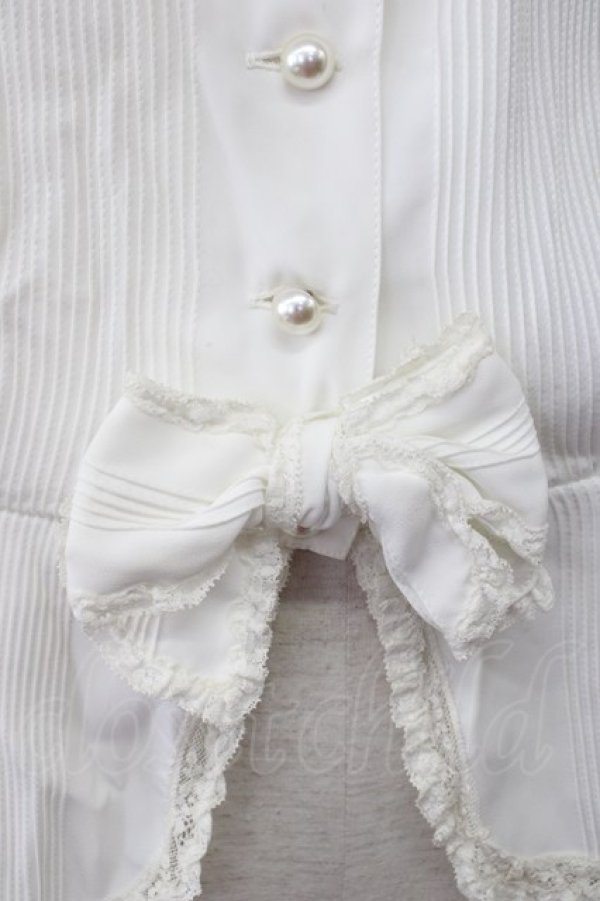 画像8: INGEBORG / フロントリボン半袖ブラウス  白 T-24-01-20-014-LO-BL-HD-ZT004 (8)