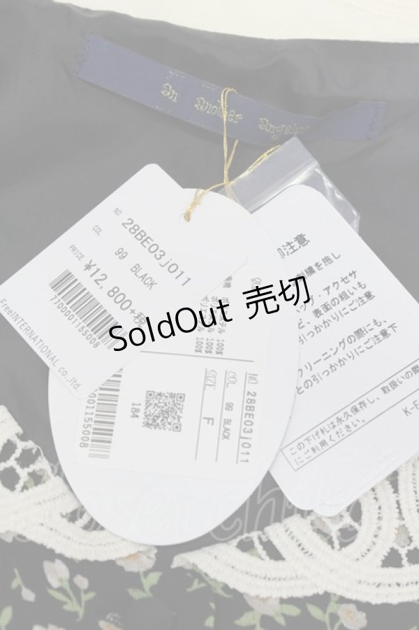 画像5: an another angelus / レース衿小花柄ロングワンピース  黒 T-24-02-06-052-CA-OP-HD-ZT226 (5)