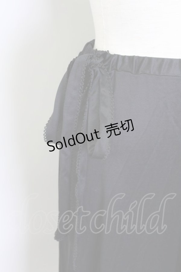 画像3: 【SALE】KANEKO ISAO / サテンスカート  黒 T-24-02-18-057-EL-SK-HD-ZT365 (3)