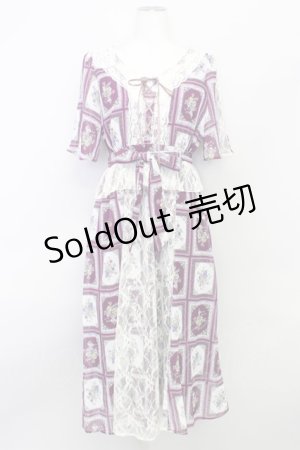 画像: 【SALE】axes femme / フルーツアート柄ワンピース  パープルワイン T-24-03-13-025-AX-OP-AS-ZT412