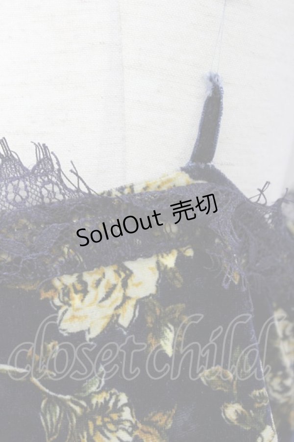 画像3: 【SALE】E hyphen world gallery HARU / ローズベロアキャミワンピース  クロ T-24-03-21-025-LO-OP-IG-ZT354 (3)