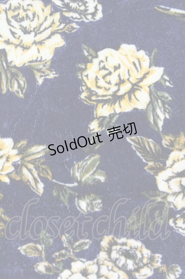 画像4: 【SALE】E hyphen world gallery HARU / ローズベロアキャミワンピース  クロ T-24-03-21-025-LO-OP-IG-ZT354 (4)