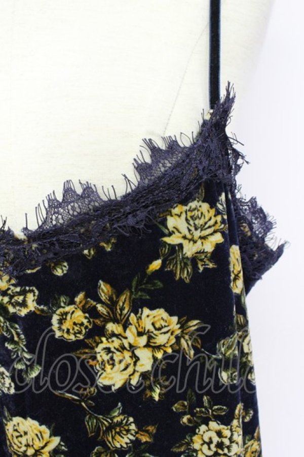 画像6: E hyphen world gallery HARU / ローズベロアキャミワンピース  クロ T-24-03-21-025-LO-OP-IG-ZT354 (6)