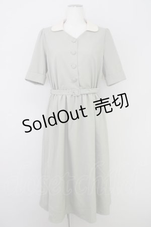 画像: an another angelus /襟付きくるみボタンワンピース  グリーン T-24-07-22-033-CA-OP-AS-ZT267