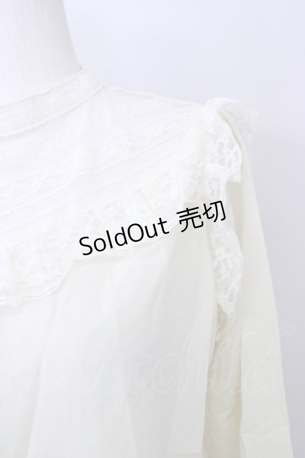 画像4: 【SALE】an another angelus / ヨークチュールレースプルオーバーブラウス  アイボリー T-24-11-07-038-CA-BL-HD-ZT144 (4)