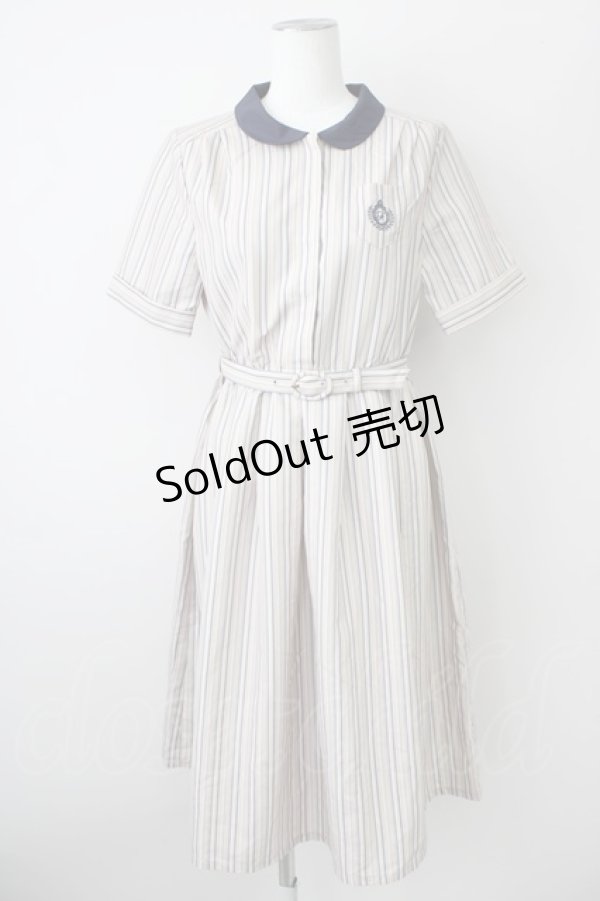 画像1: Fi.n.t / 刺繍入りマルチストライプシャツワンピース  ベージュ×ブルー T-25-01-17-016-CA-OP-HD-ZI (1)
