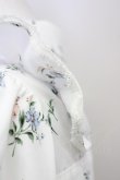 画像3: Honey Cinnamon / フラワーブーケプリントブラウス  白 T-25-01-24-002-LO-BL-SA-ZT390 (3)
