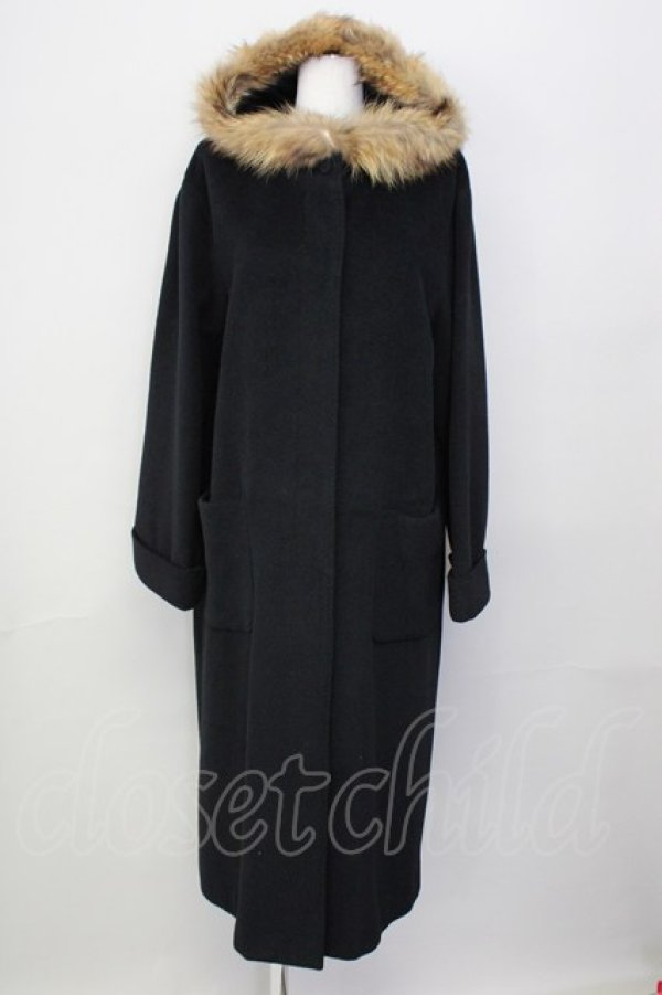 INGEBORG / 毛皮襟付きコート ブラック T-25-01-31-024-LO-CO-SA-ZT - closet child オンラインショップ