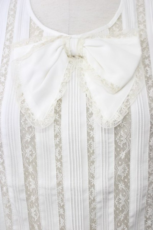 画像5: PINK HOUSE / レース切替&ピンタックノーカラー袖無ブラウス  アイボリー T-25-01-31-003-LO-BL-SA-ZT375 (5)