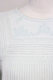 画像8: Cherir la femme / バスケット刺繍長袖ワンピース  サックス T-25-02-21-020-LO-OP-SA-ZI (8)