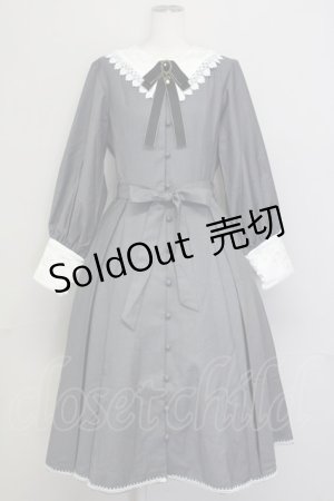 画像: Faeriesdaffodil（海外ロリータブランド） / 襟刺繍長袖ワンピース XL グレーＸ白 T-25-02-21-025-LO-OP-SA-ZI