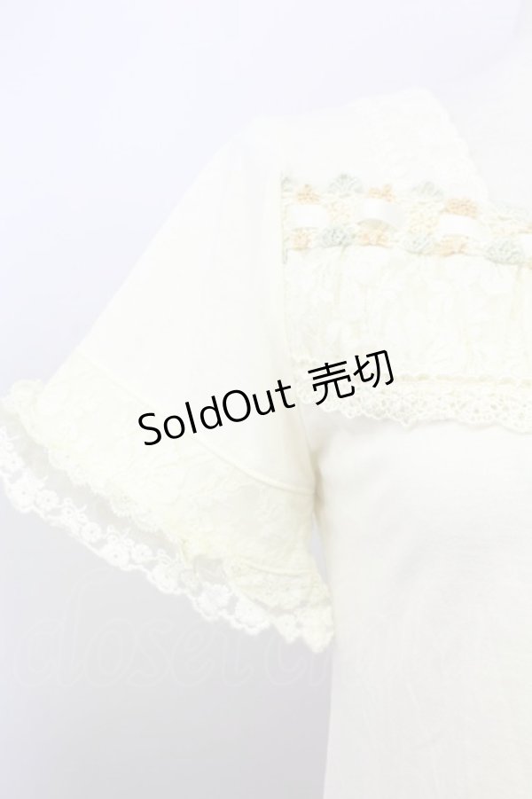 画像3: axes femme / 胸元袖レース半袖プルオーバー  アイボリー T-25-02-23-002-AX-TO-SA-ZT219 (3)