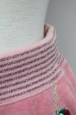 画像4: Emily Temple cute / 刺繍入りベロアフリルミニスカート  ピンク T-25-03-08-035-ET-SK-SA-ZI (4)