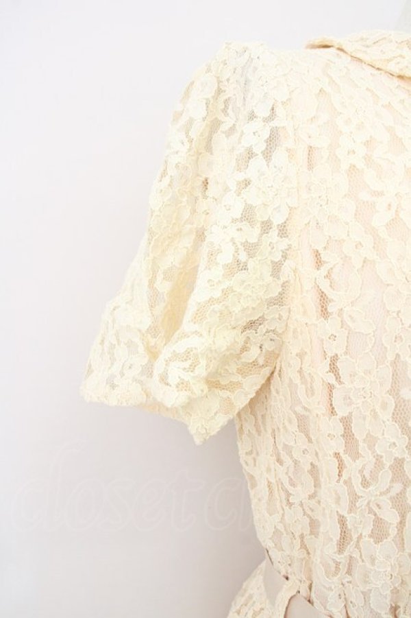 画像4: Fi.n.t / 丸衿総レースワンピース  アイボリー T-25-03-14-015-CA-OP-SA-ZI (4)