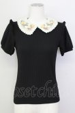 画像1: axes femme POETIQUE / フラワーリボン刺繍襟プルオーバー  黒Ｘアイボリー T-25-03-15-020-AX-TO-SA-ZT (1)