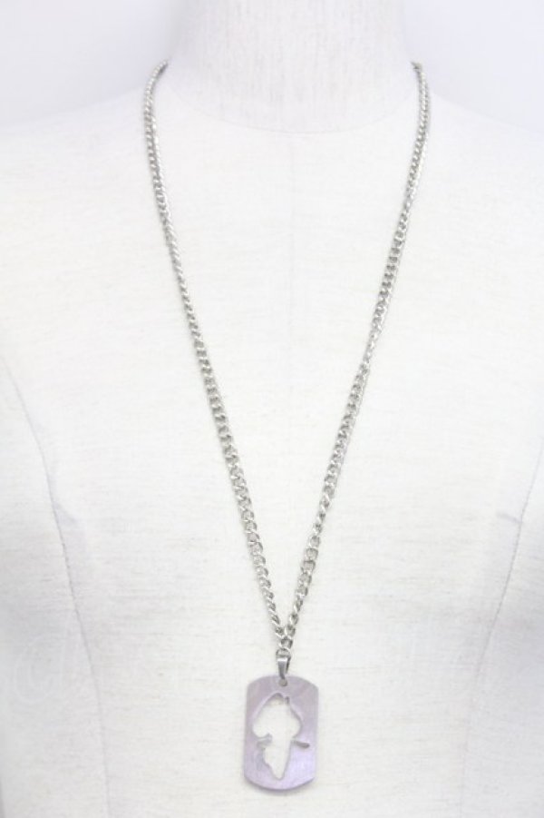 画像1: NieR Clothing / シルエットNieRちゃんモチーフネックレス  シルバー T-25-03-15-041-PU-AC-SA-ZT422 (1)