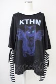 画像1: Amilige / KTHMアームウォーマー付きTシャツ  黒Ｘ白Ｘ青 T-25-03-17-005-PU-TO-SA-ZT (1)