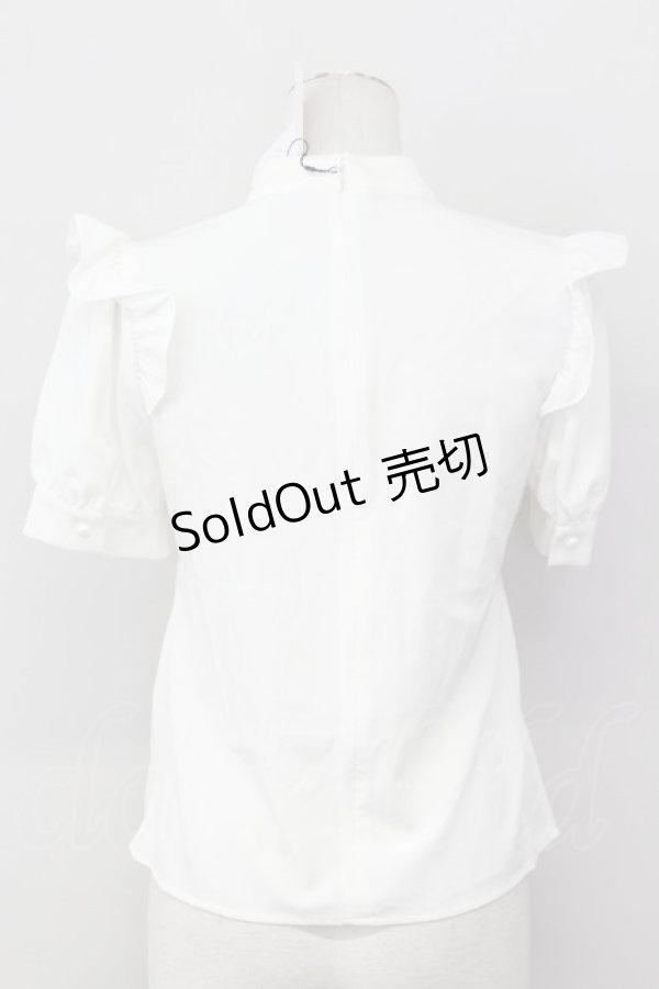 画像2: 【SALE】Ank Rouge / パール付きハイネックブラウス M ホワイト T-25-03-20-001-CA-BL-SA-ZT001 (2)