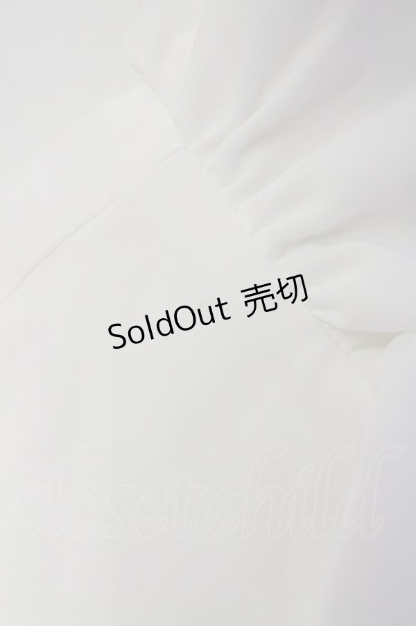 画像4: 【SALE】Ank Rouge / パール付きハイネックブラウス M ホワイト T-25-03-20-001-CA-BL-SA-ZT001 (4)