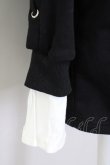 画像5: KRY CLOTHING / 「NUTOKUCHO」レースアップスリーブ襟リボンワンピ  ブラック×ホワイト T-25-03-20-014-EL-OP-SA-ZT001 (5)