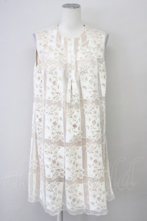 画像: ANNA SUI / フラワーレースリボンノースリーブワンピース 2 ベージュ T-25-03-26-022-PU-OP-SA-ZI