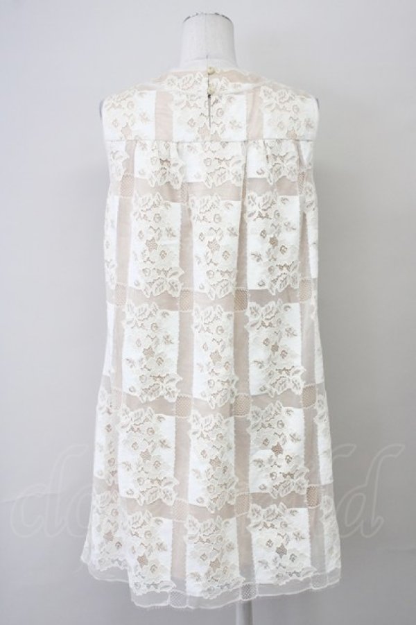画像2: ANNA SUI / フラワーレースリボンノースリーブワンピース 2 ベージュ T-25-03-26-022-PU-OP-SA-ZI (2)