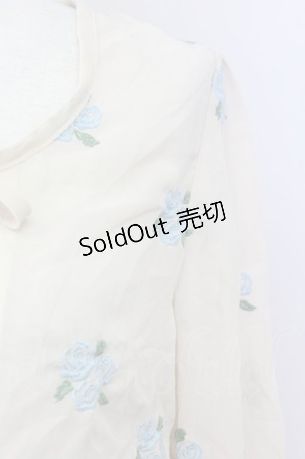画像4: an another angelus / バラ刺繍シースルーブラウス  オフホワイト T-25-03-30-007-CA-BL-SA-ZT (4)