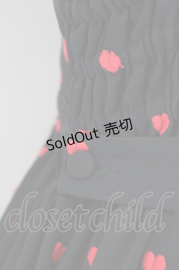 画像4: Angelic Pretty / Petit Heartジャンパースカート  黒ｘ赤 T-25-04-20-002-AP-OP-SA-ZI (4)