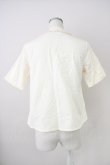 画像2: Fi.n.t / フロント小花刺繍ブラウス  アイボリー T-25-04-21-004-CA-BL-SA-ZI (2)