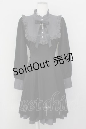 画像: Amavel / クロス刺繍ワンピース  黒Ｘ白 T-25-04-23-008-CA-OP-SA-ZI