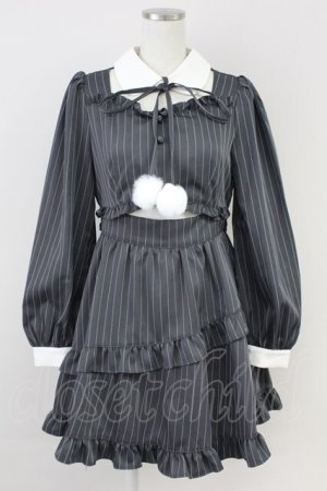 画像: Ank Rouge / ななめフリルぽんぽんリボンワンピース M グレー T-25-05-23-011-CA-OP-SA-ZT