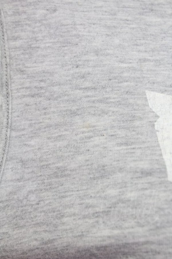 画像5: Jane Marple / 額縁プリントノースリーブカットソー  グレーＸ白 T-25-06-06-011-JM-TO-SA-ZT129 (5)