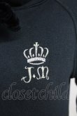 画像3: Jane Marple / JM刺繍ハイネックZIPトップス  黒 T-25-06-09-021-JM-TO-SA-ZT (3)