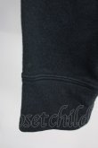 画像6: Jane Marple / JM刺繍ハイネックZIPトップス  黒 T-25-06-09-021-JM-TO-SA-ZT (6)