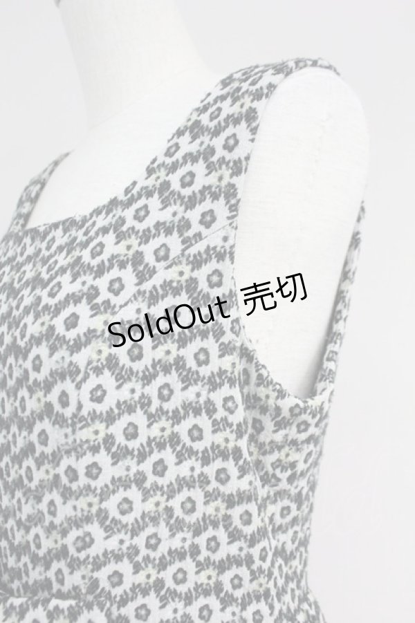 画像3: Emily Temple cute / フラワー総柄ジャンパースカート  ブラック T-25-06-09-029-ET-OP-SA-ZT139 (3)