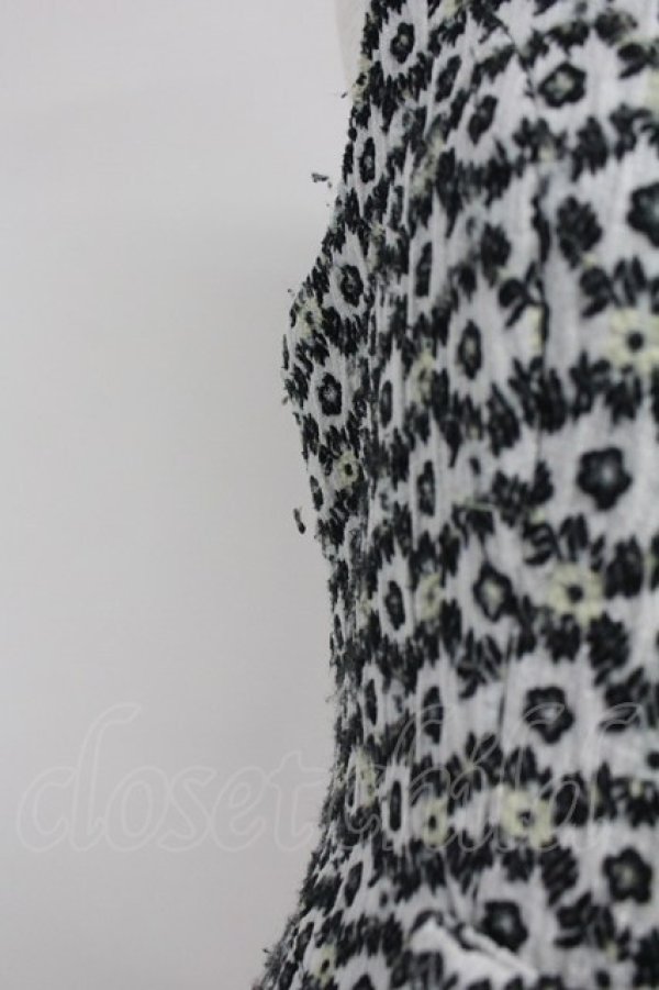 画像8: Emily Temple cute / フラワー総柄ジャンパースカート  ブラック T-25-06-09-029-ET-OP-SA-ZT139 (8)