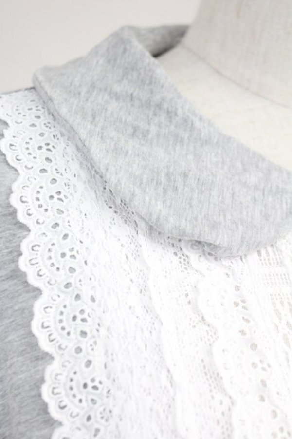 画像3: Jane Marple Dans Le Salon / フロントレース半袖カーディガン  グレーＸ白 T-25-06-09-008-JM-TO-SA-ZT018 (3)