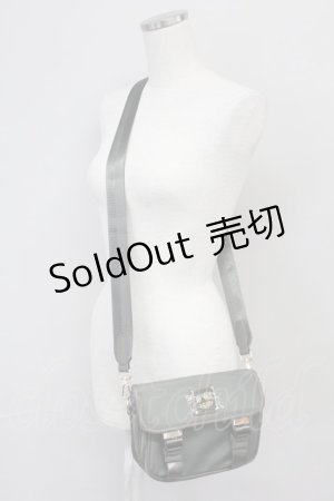 画像: NieR Clothing / VINTAGE KHAKIハイクオリティショルダーバッグ【ミニポーチ付き】  ヴィンテージカーキ T-25-06-27-009-PU-BG-IG-ZT087